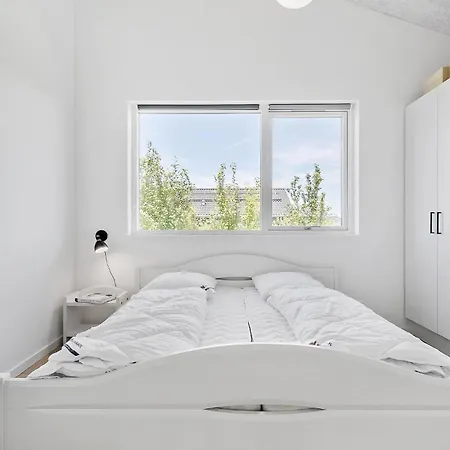 3 Bedroom Cozy In